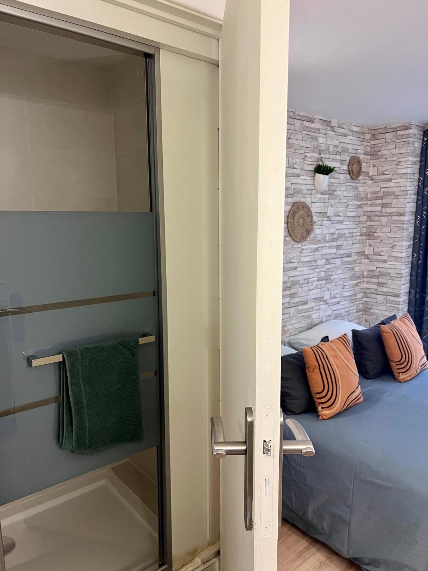 Casa Cloutiers #1, #2 & #3 - Jolis Studios - Emplacement Ideal Hyper Centre Brive Bagian luar foto