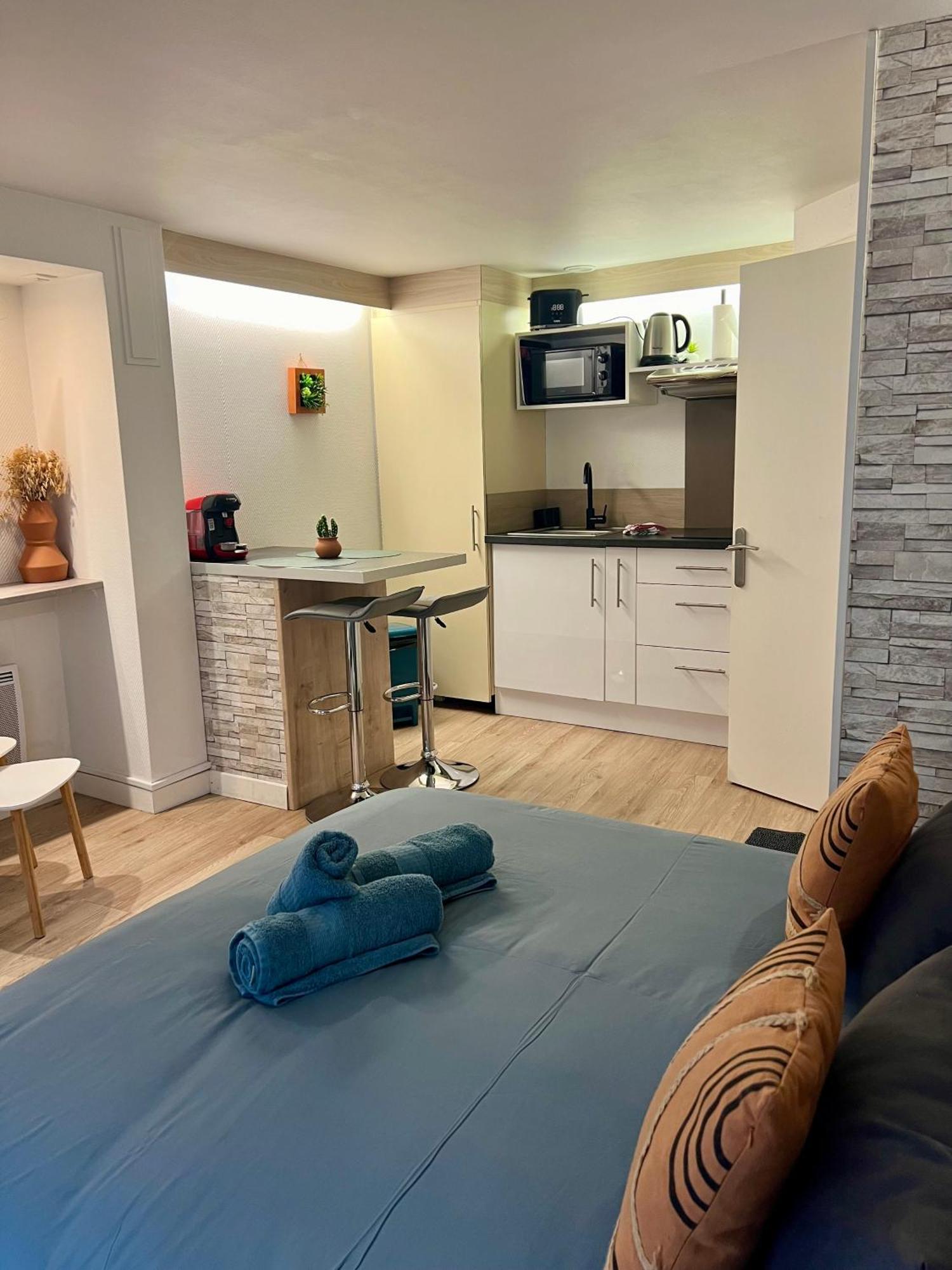 Casa Cloutiers #1, #2 & #3 - Jolis Studios - Emplacement Ideal Hyper Centre Brive Bagian luar foto